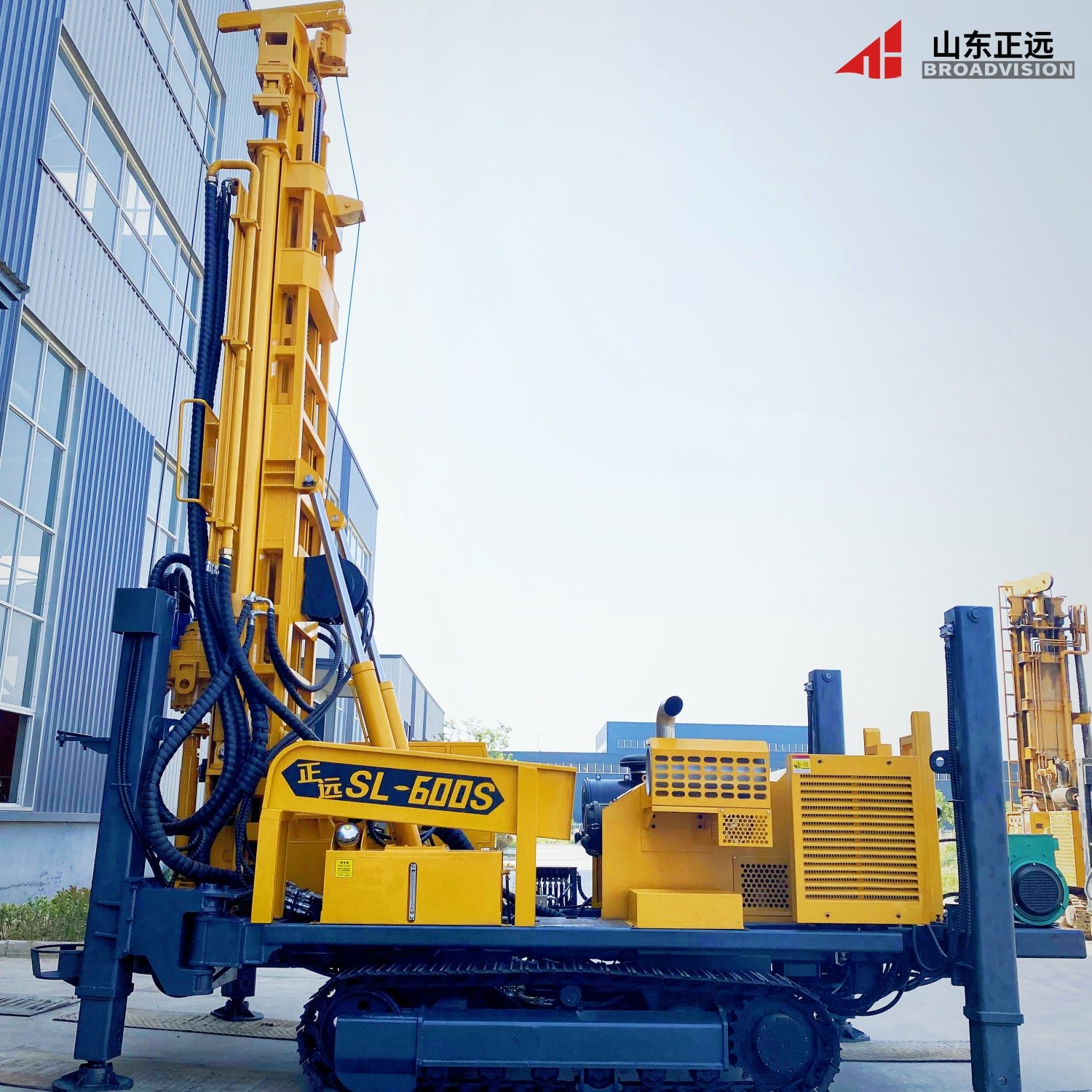 132kw Engine Rotary Drilling Rig 600m Depth Crawler Mounted Water Well ...