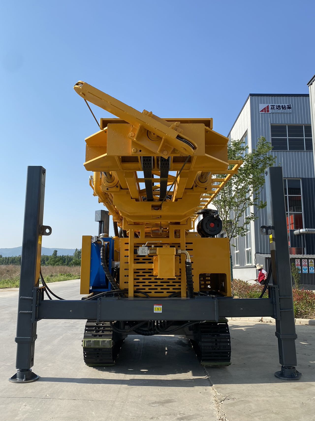 Driven by Diesel Engine Hydraulic Air Compressor Water Well Drilling ...